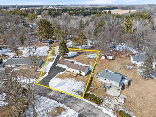 955 Laduron DRIVE, Mishicot, WI 54228