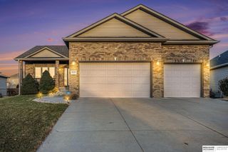 8922 S 29th Street, Lincoln, NE 68516