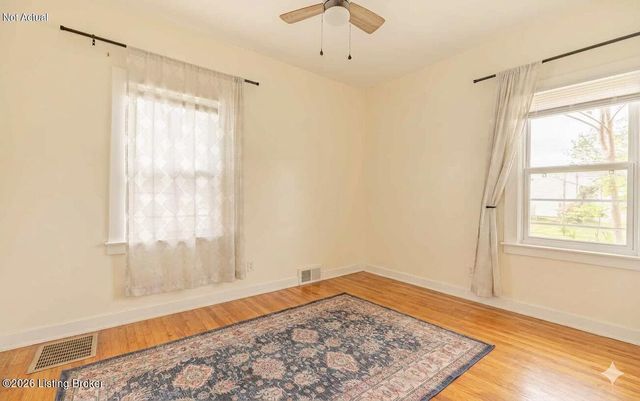 172 E Francis Ave, Louisville, KY 40214