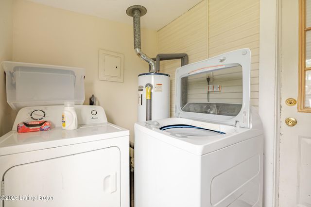 172 E Francis Ave, Louisville, KY 40214