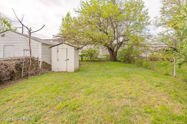 172 E Francis Ave, Louisville, KY 40214