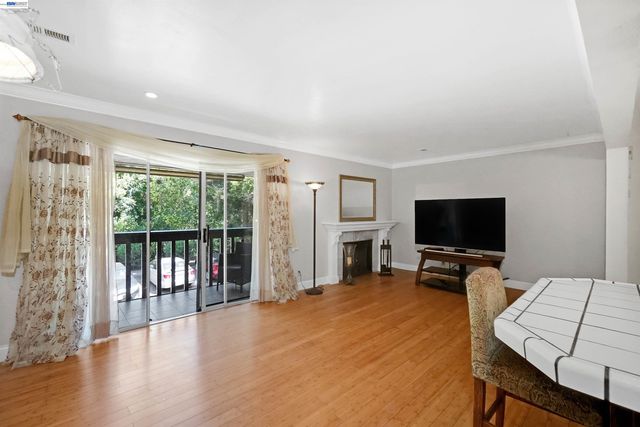 1743 Panda Way, Hayward, CA 94541