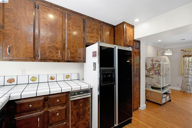 1743 Panda Way, Hayward, CA 94541