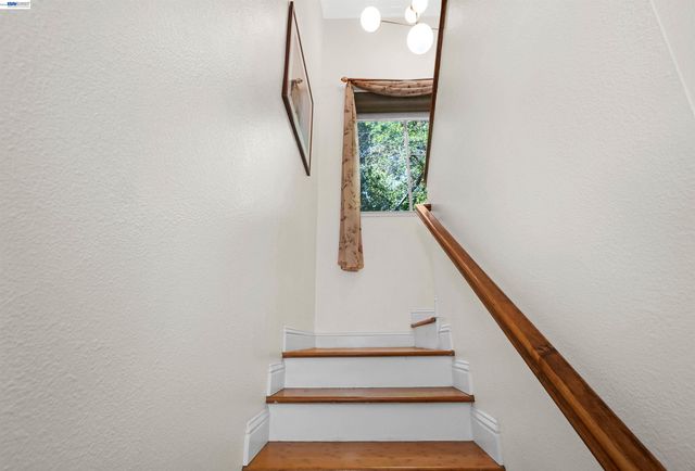 1743 Panda Way, Hayward, CA 94541