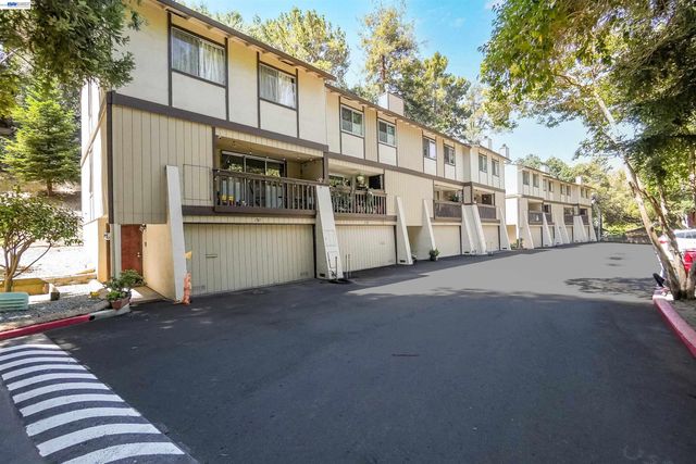 1743 Panda Way, Hayward, CA 94541