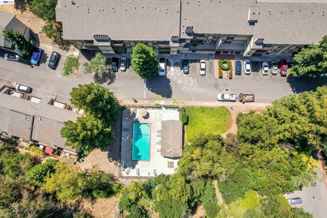1743 Panda Way, Hayward, CA 94541