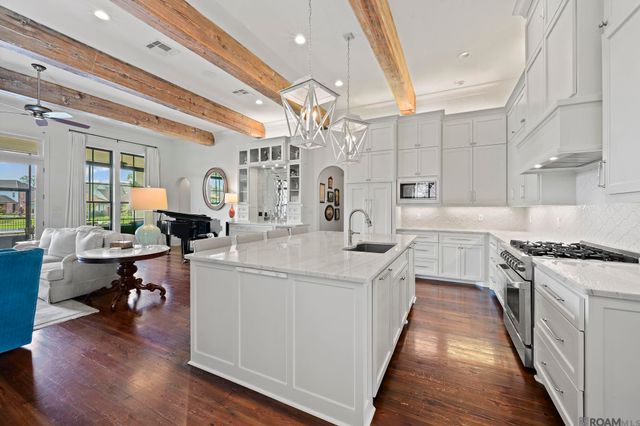 8429 Hattic St, Baton Rouge, LA 70817