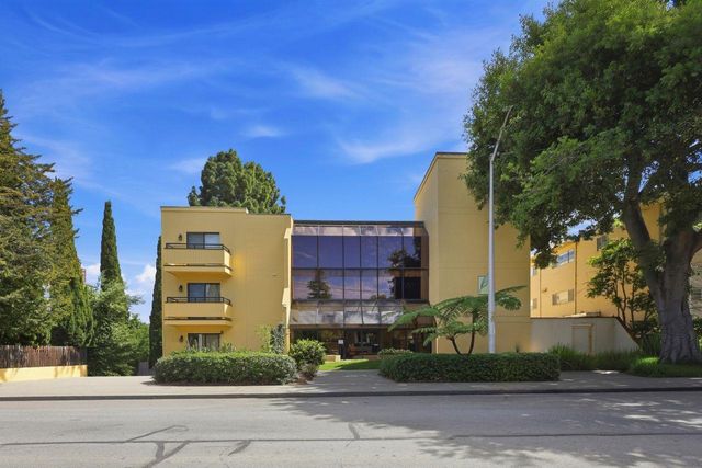 324 Catalpa Street 111, San Mateo, CA 94401
