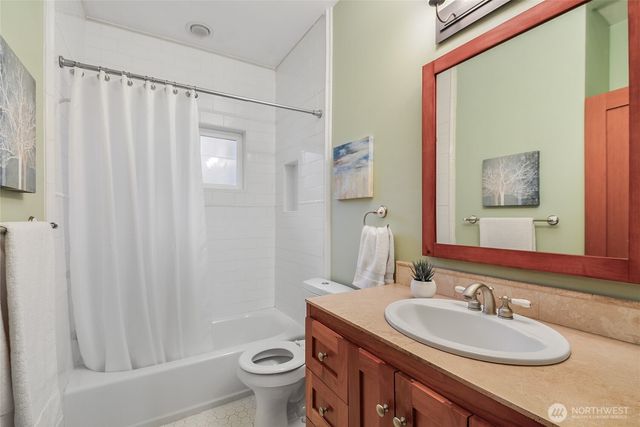 932 21st Avenue, Seattle, WA 98122