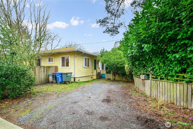 932 21st Avenue, Seattle, WA 98122