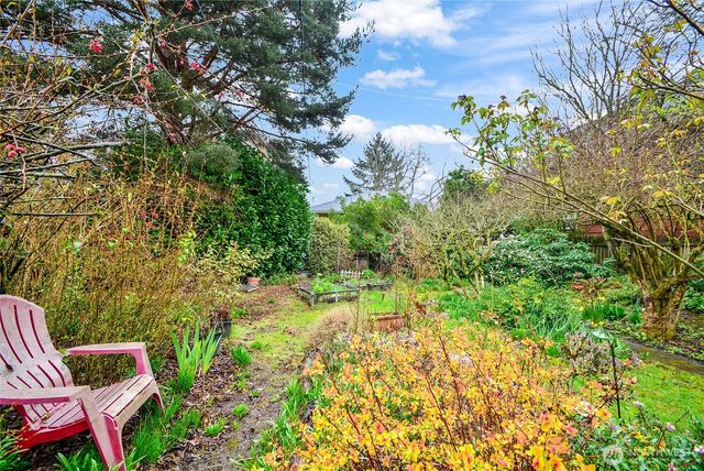 932 21st Avenue, Seattle, WA 98122