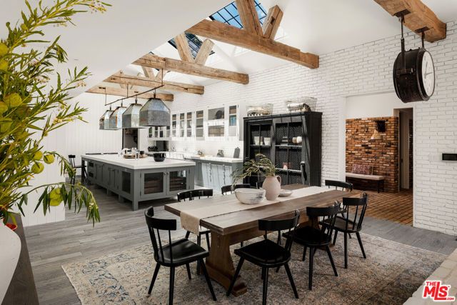 13215 Riviera Ranch Road, Los Angeles, CA 90049