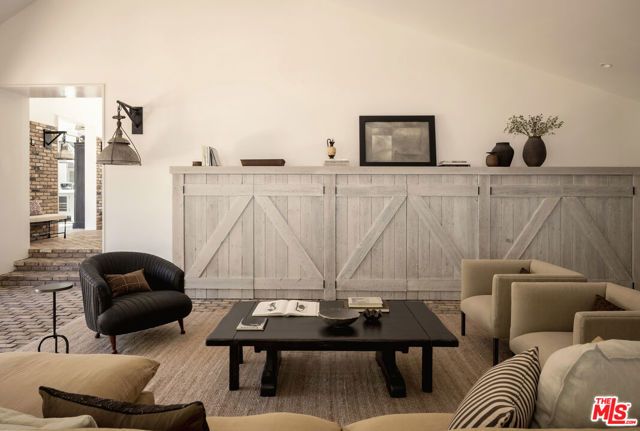 13215 Riviera Ranch Road, Los Angeles, CA 90049