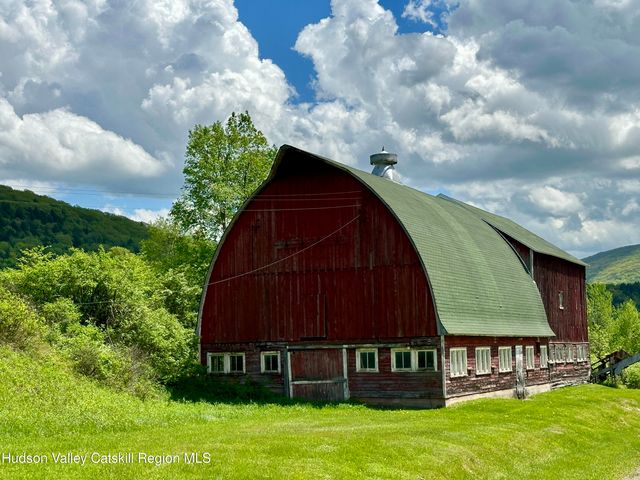 1114 Bull Run Road, Margaretville, NY 12455