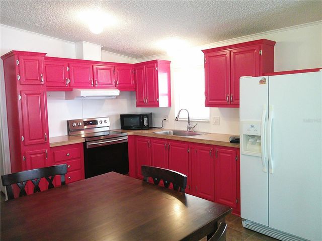 3205 HICKORY DRIVE, Wesley Chapel, FL 33543