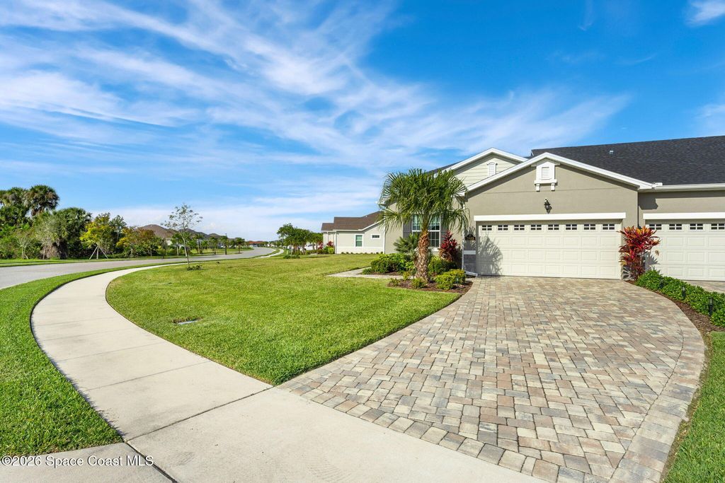 2868 Avalonia Drive, Melbourne, FL 32940