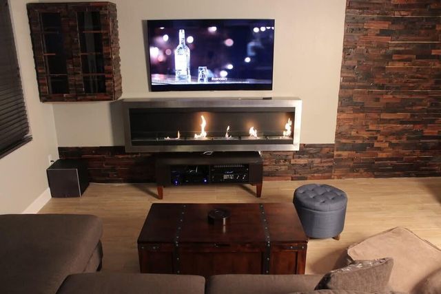 835 NE 191st Street, Miami, FL 33179