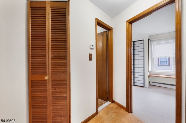 92 Hickory St, Dumont Boro, NJ 07628