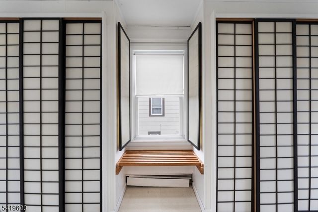 92 Hickory St, Dumont Boro, NJ 07628