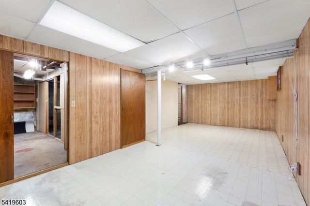 92 Hickory St, Dumont Boro, NJ 07628