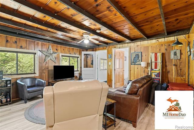 6960 Rumsay Street, Harrison, MI 48625