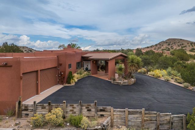 7 Calle Cholla, Placitas, NM 87043