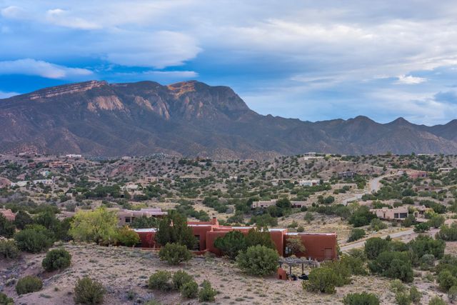 7 Calle Cholla, Placitas, NM 87043