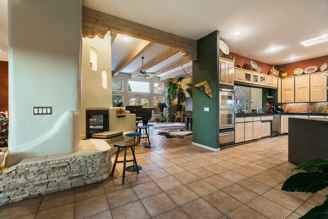 7 Calle Cholla, Placitas, NM 87043