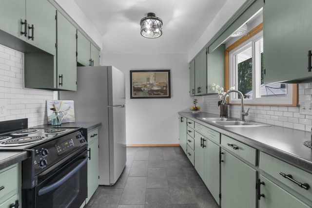 419 S ARLINGTON STREET, Appleton, WI 54915