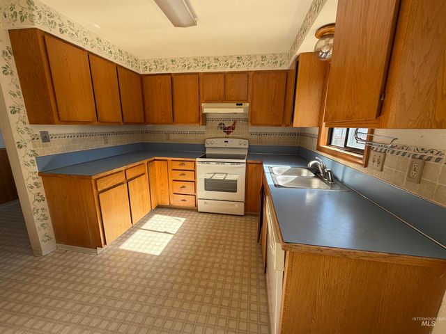 2506 N 32nd Street, Boise, ID 83703