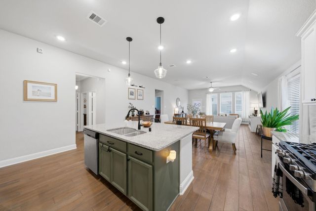 18215 Rosalina Ridge Lane, Cypress, TX 77429