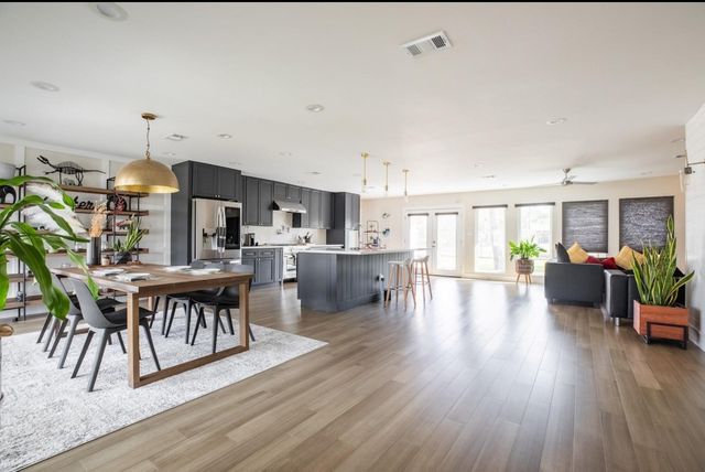 10513 Willowgrove Drive, Houston, TX 77035