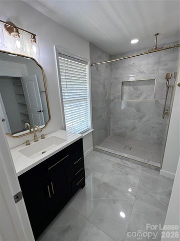 732 Inwood Hill Drive, Gastonia, NC 28056