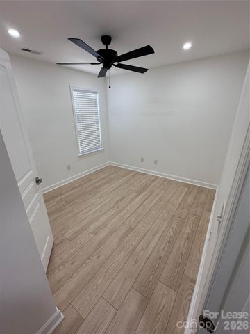 732 Inwood Hill Drive, Gastonia, NC 28056