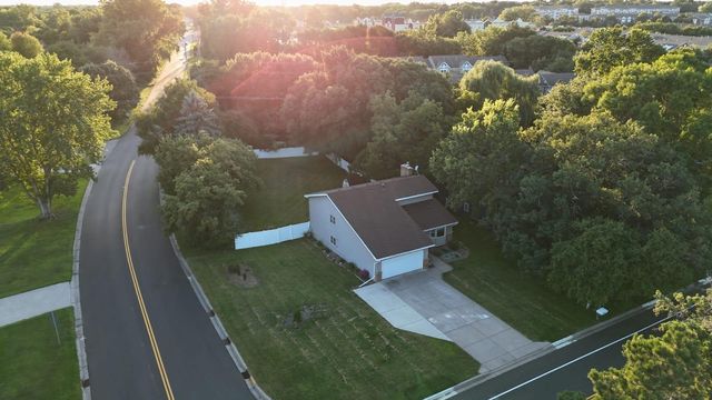 28 W Golden Lake Road, Circle Pines, MN 55014