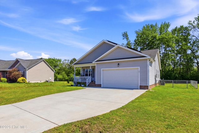 77 Oakley Drive, Princeton, NC 27569