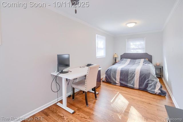 5241 Drayton Road, Clarkston, MI 48346