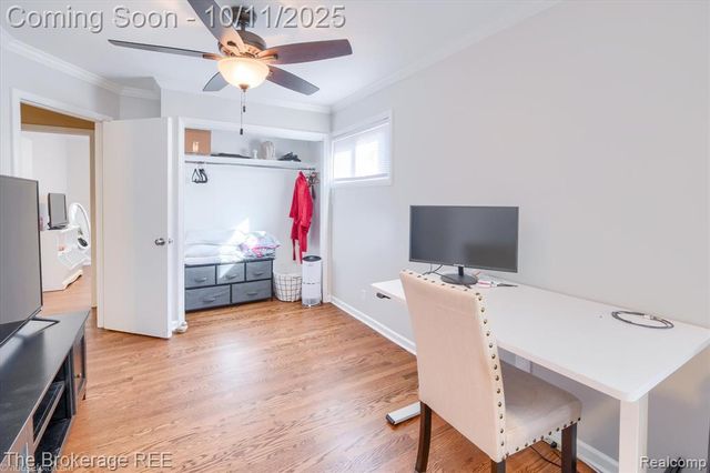 5241 Drayton Road, Clarkston, MI 48346