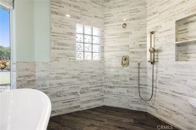 5781 Glenview, San Luis Obispo, CA 93401