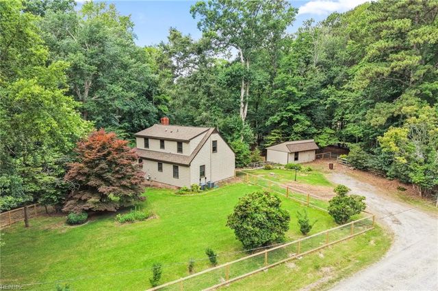 12482 Titus Cove LNDG, Carrollton, VA 23314