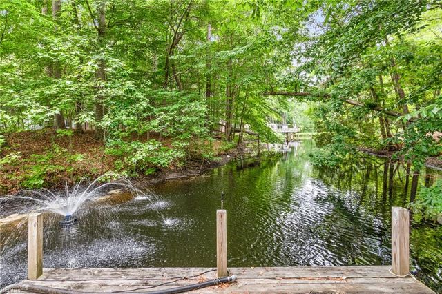 12482 Titus Cove LNDG, Carrollton, VA 23314