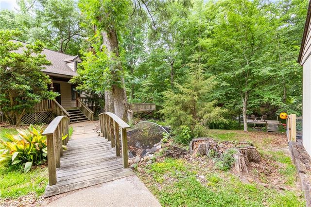 12482 Titus Cove LNDG, Carrollton, VA 23314