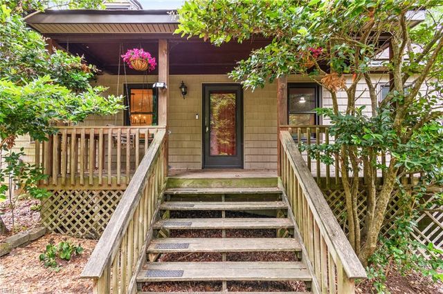 12482 Titus Cove LNDG, Carrollton, VA 23314
