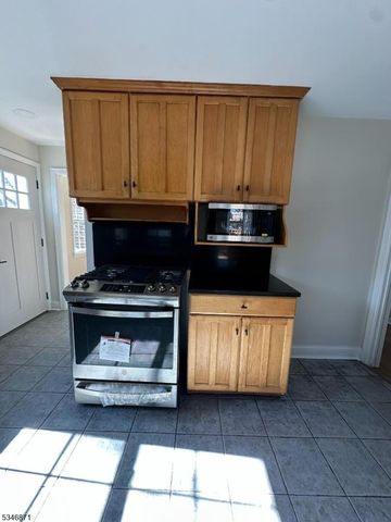 258 N Jackson Ave, North Plainfield Boro, NJ 07060