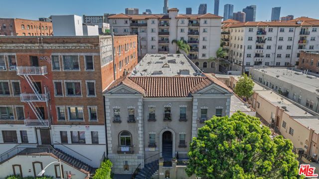 502 S Westlake Avenue, Los Angeles, CA 90057
