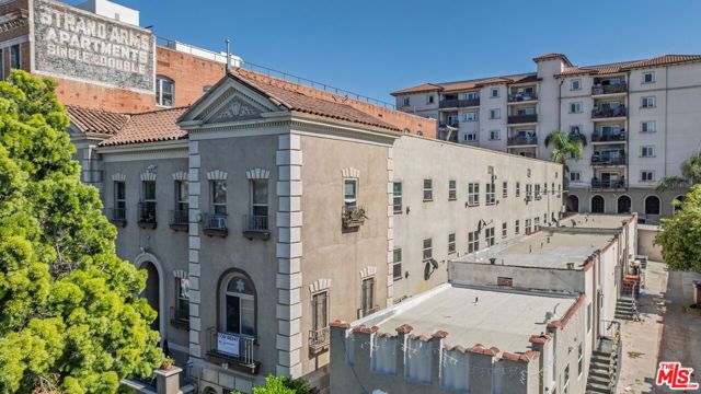 502 S Westlake Avenue, Los Angeles, CA 90057