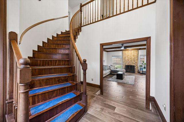3811 Trappers Forest Drive, Houston, TX 77088