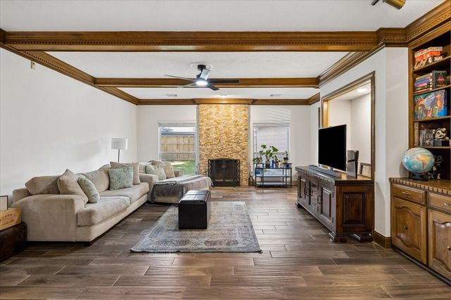 3811 Trappers Forest Drive, Houston, TX 77088