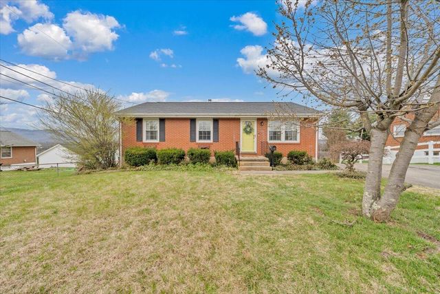 5907 Darby RD, Roanoke, VA 24012