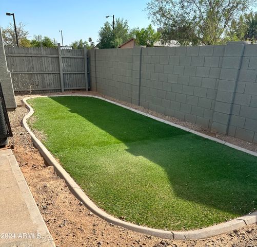 1614 W PURDUE Avenue 102, Phoenix, AZ 85021